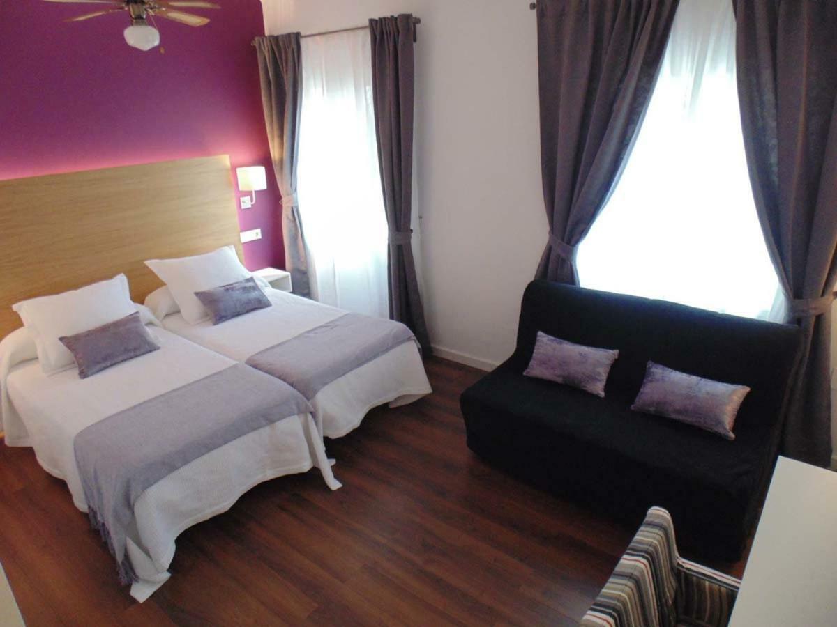 Hotel Llorca Platja de l'Almadrava Ngoại thất bức ảnh